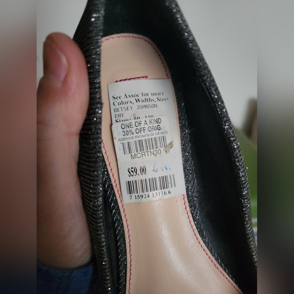 Like New With Tags Betsey Johnson Elegant Gray Emy Bow Flats 6 - Picture 9 of 12